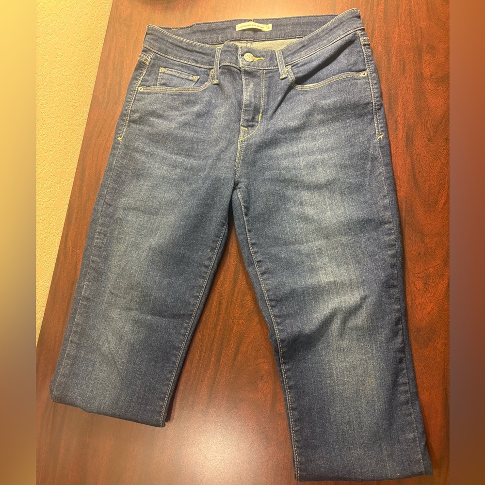 Levi, mid rise skinny, size 6, Women’s Jeans